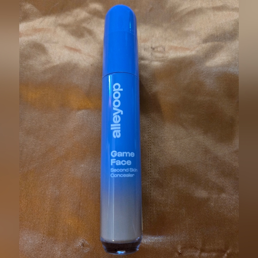 NIB Alleyoop Game Face Second Skin Concealer STANDOUT